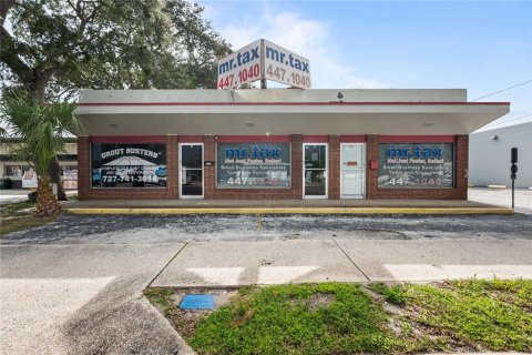 Immobilier commercial à Clearwater, Floride 214.05 m2 № 2313126