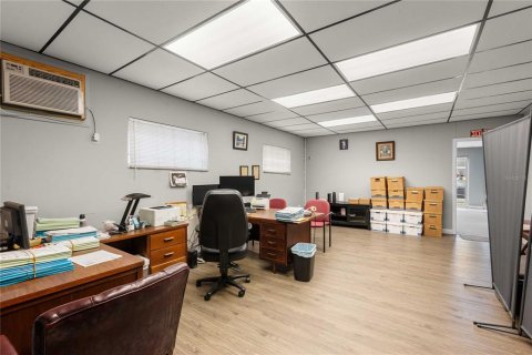 Propiedad comercial en venta en Clearwater, Florida, 214.05 m2 № 2313126 - foto 26