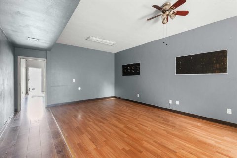 Propiedad comercial en venta en Clearwater, Florida, 214.05 m2 № 2313126 - foto 12