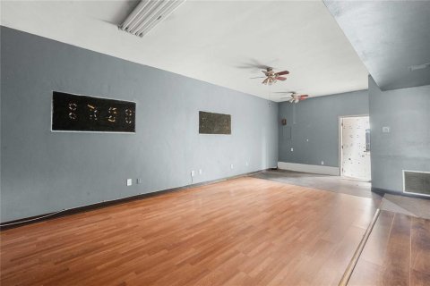 Propiedad comercial en venta en Clearwater, Florida, 214.05 m2 № 2313126 - foto 11