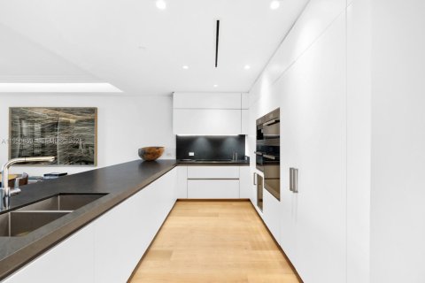 Купить кондоминиум в Майами-Бич, Флорида 3 спальни, 336.31м2, № 2055053 - фото 13