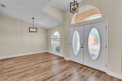Casa en venta en Lakeland, Florida, 3 dormitorios, 208.1 m2 № 1805034 - foto 2