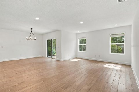 Villa ou maison à vendre à Dunnellon, Floride: 3 chambres, 156.45 m2 № 2416873 - photo 10