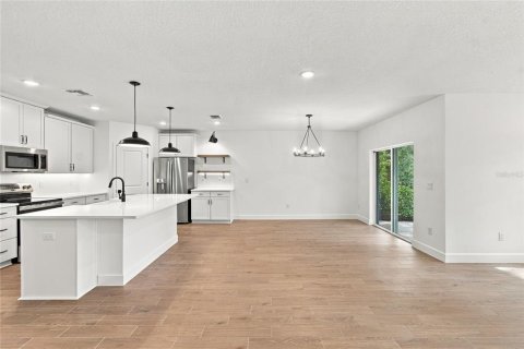 Villa ou maison à vendre à Dunnellon, Floride: 3 chambres, 156.45 m2 № 2416873 - photo 4