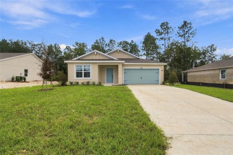 Villa ou maison à Dunnellon, Floride 3 chambres, 156.45 m2 № 2416873
