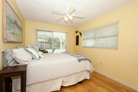 House in Oviedo, Florida 3 bedrooms, 160.72 sq.m. № 1822508 - photo 18