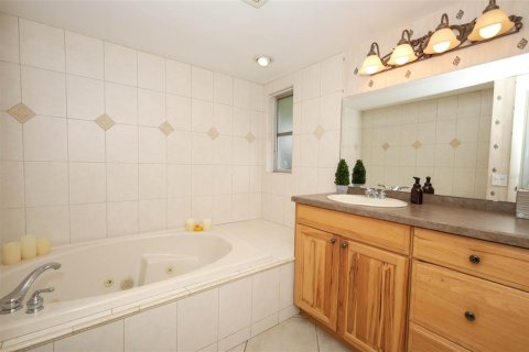 House in Oviedo, Florida 3 bedrooms, 160.72 sq.m. № 1822508 - photo 20