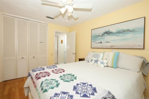 House in Oviedo, Florida 3 bedrooms, 160.72 sq.m. № 1822508 - photo 19