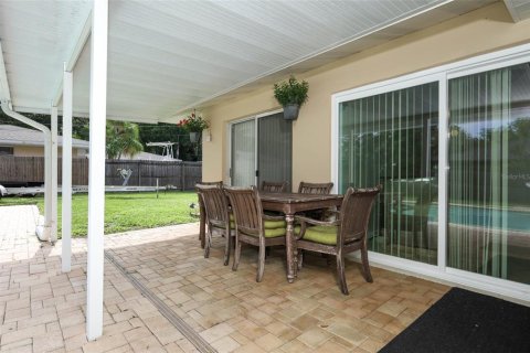 House in Oviedo, Florida 3 bedrooms, 160.72 sq.m. № 1822508 - photo 26