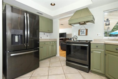 House in Oviedo, Florida 3 bedrooms, 160.72 sq.m. № 1822508 - photo 7