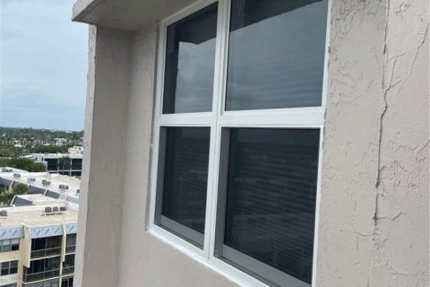 Снять в аренду кондоминиум в Помпано-Бич, Флорида 2 спальни, 84.63м2, № 1937043 - фото 14