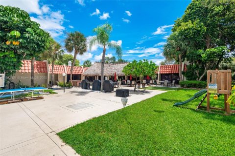 Снять в аренду кондоминиум в Помпано-Бич, Флорида 2 спальни, 84.63м2, № 1937043 - фото 9