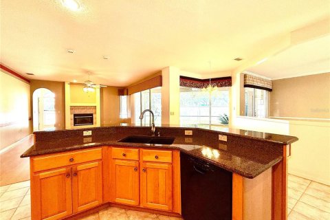 House in Trinity, Florida 4 bedrooms, 238.57 sq.m. № 1527240 - photo 12