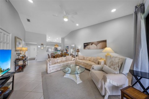 Condominio en venta en Delray Beach, Florida, 2 dormitorios, 123.75 m2 № 2064996 - foto 11