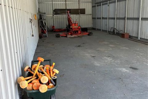 Propiedad comercial en venta en Pomona Park, Florida, 816.43 m2 № 1616836 - foto 8