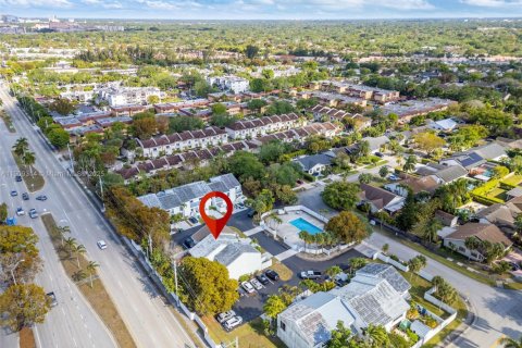 Купить таунхаус в Майами, Флорида 3 спальни, 178.37м2, № 1970274 - фото 23