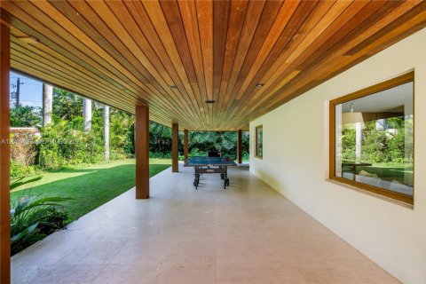 Villa ou maison à vendre à Miami, Floride: 5 chambres, 387.68 m2 № 2076073 - photo 18