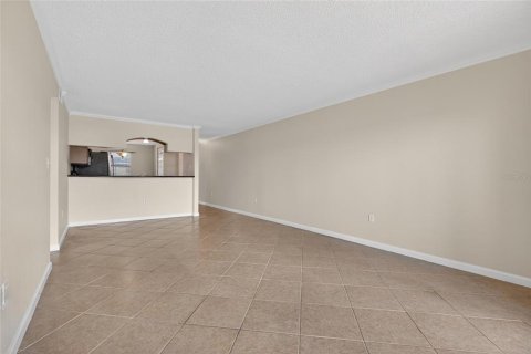 Condo in Largo, Florida, 2 bedrooms  № 2100724 - photo 23