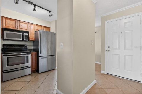 Condo in Largo, Florida, 2 bedrooms  № 2100724 - photo 7