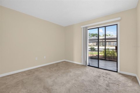 Condo in Largo, Florida, 2 bedrooms  № 2100724 - photo 26