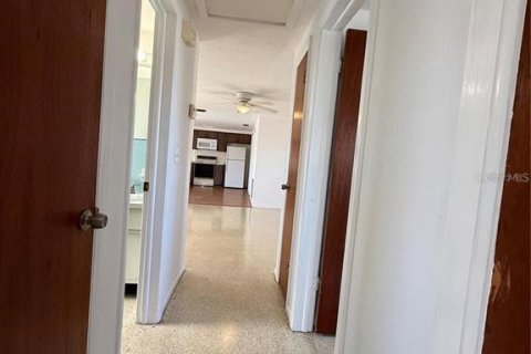 Villa ou maison à louer à Holiday, Floride: 2 chambres, 88.07 m2 № 2416731 - photo 11
