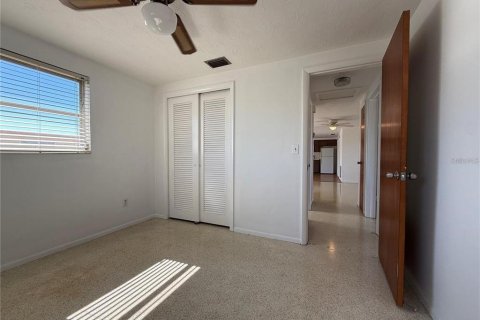 Villa ou maison à louer à Holiday, Floride: 2 chambres, 88.07 m2 № 2416731 - photo 10