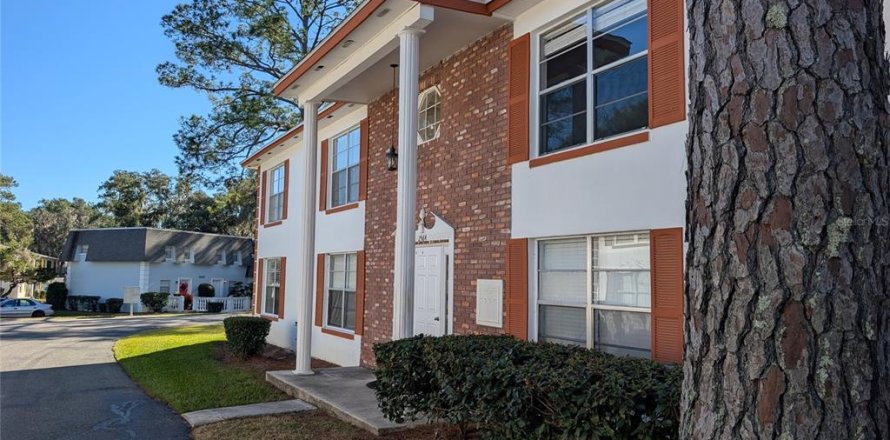 Condominio en Ocala, Florida, 2 dormitorios  № 2210931