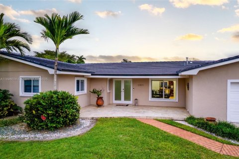 Купить виллу или дом в Майами, Флорида 4 спальни, 183.76м2, № 2020588 - фото 2