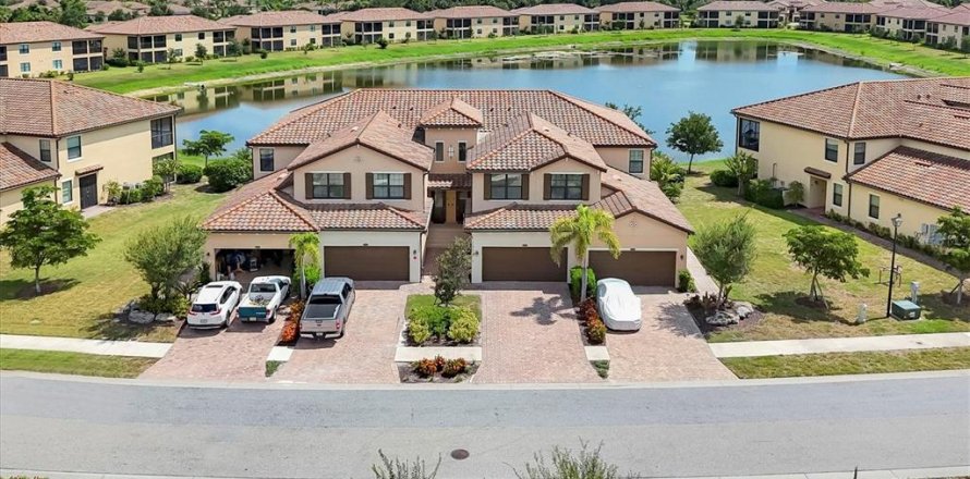 Condo in Venice, Florida, 3 bedrooms  № 1883467