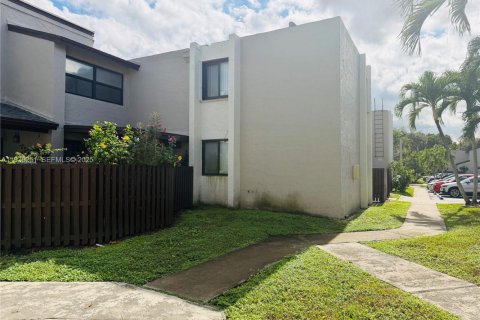 Снять в аренду кондоминиум в Майами, Флорида 2 спальни, 93.37м2, № 1989037 - фото 22