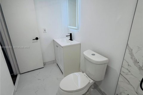 Снять в аренду кондоминиум в Майами, Флорида 2 спальни, 93.37м2, № 1989037 - фото 17