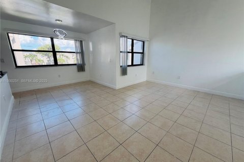 Снять в аренду кондоминиум в Майами, Флорида 2 спальни, 93.37м2, № 1989037 - фото 6