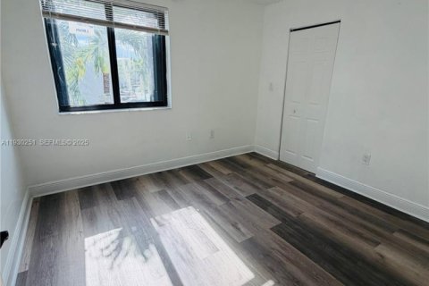 Снять в аренду кондоминиум в Майами, Флорида 2 спальни, 93.37м2, № 1989037 - фото 11