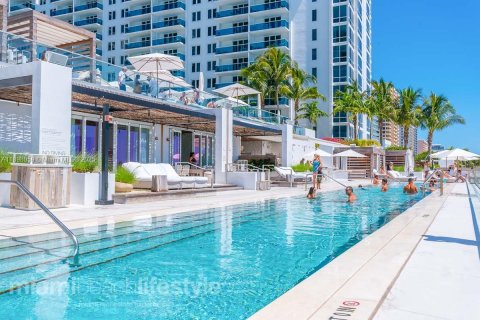 Condo in Miami Beach, Florida  № 1953546 - photo 9