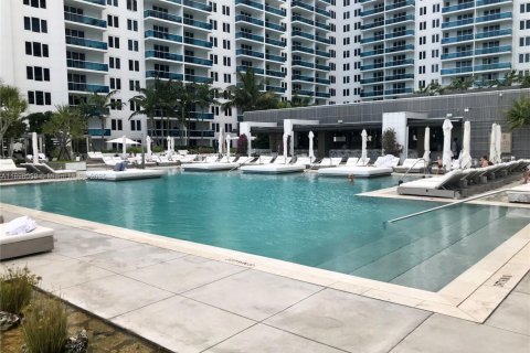 Condo in Miami Beach, Florida  № 1953546 - photo 17