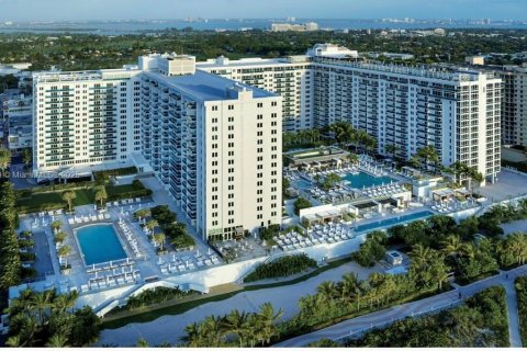 Condo in Miami Beach, Florida  № 1953546 - photo 19