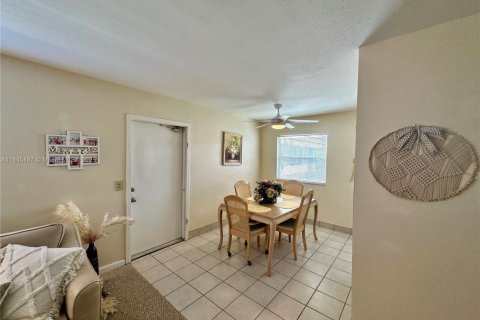 Condo in Delray Beach, Florida, 2 bedrooms  № 1846091 - photo 10
