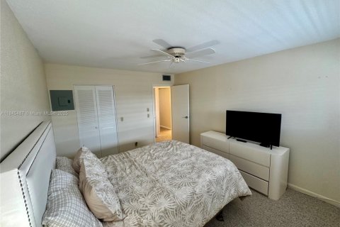 Condo in Delray Beach, Florida, 2 bedrooms  № 1846091 - photo 22