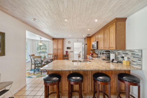 House in Hernando, Florida 2 bedrooms, 183.2 sq.m. № 1719660 - photo 11