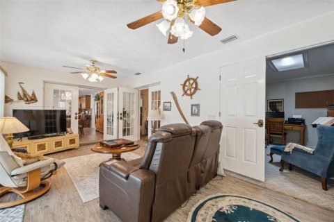 House in Hernando, Florida 2 bedrooms, 183.2 sq.m. № 1719660 - photo 23