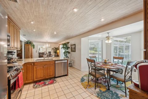 House in Hernando, Florida 2 bedrooms, 183.2 sq.m. № 1719660 - photo 17