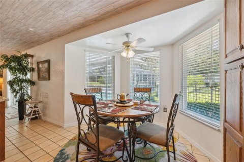 House in Hernando, Florida 2 bedrooms, 183.2 sq.m. № 1719660 - photo 15
