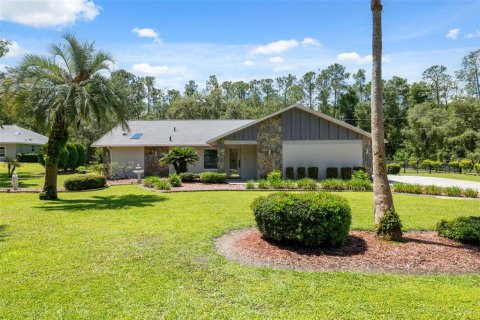 House in Hernando, Florida 2 bedrooms, 183.2 sq.m. № 1719660 - photo 2