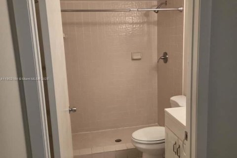 Copropriété à louer à Tamarac, Floride: 2 chambres, 86.03 m2 № 1953614 - photo 14