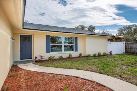 Villa ou maison à vendre à Largo, Floride: 4 chambres, 184.97 m2 № 1829409 - photo 6