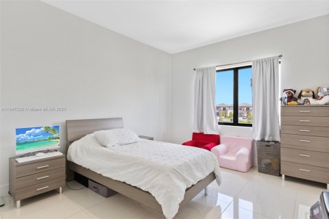 Casa en venta en Florida City, Florida, 5 dormitorios, 176.7 m2 № 1935928 - foto 21