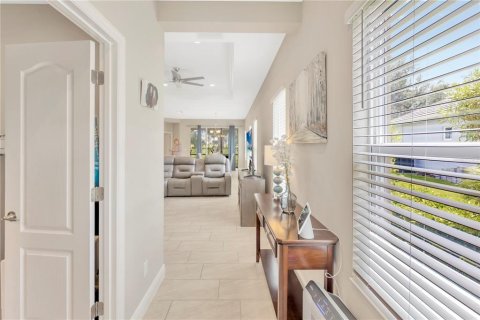 House in Bradenton, Florida 3 bedrooms, 156.26 sq.m. № 1856265 - photo 7