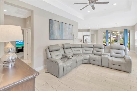 House in Bradenton, Florida 3 bedrooms, 156.26 sq.m. № 1856265 - photo 5