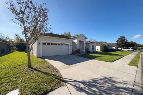 House in Lakeland, Florida 4 bedrooms, 229 sq.m. № 2113876 - photo 6