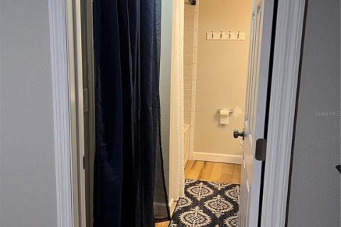 Apartamento en alquiler en Sarasota, Florida, 3 dormitorios, 114.83 m2 № 219976 - foto 30